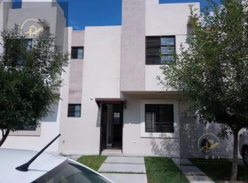 Casa en condominio · 69m² · 2 Recámaras · 2 Estacionamientos · Casa en Condominio en Rincones El Marqués