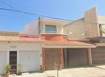 Casa de 3 habitaciones, Culiacán · Venta de Casa en Culiacan Sinaloa Col Paseo de Los Arcos