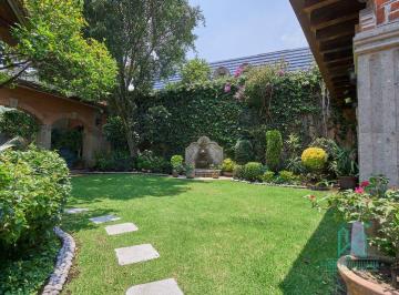 Casa de 4 habitaciones, Miguel Hidalgo · Casa en Venta en Bosques de Las Lomas