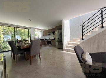 Casa · 90m² · 3 Recámaras · 2 Estacionamientos · Casa Totalmente Equipada Enfrente de Sonterra Querétaro