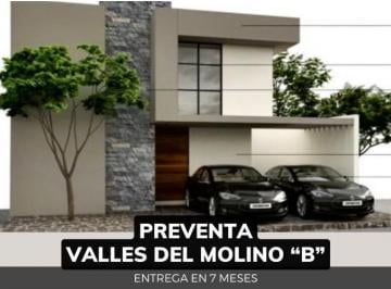 Casa · 131m² · 2 Recámaras · 2 Estacionamientos · Casa en Preventa en Valles del Molino B
