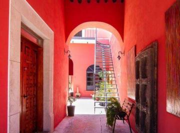 Casa uso de suelo de 5 habitaciones, Querétaro · Casa en Venta con 5 Lofts en Qro Centro Historico