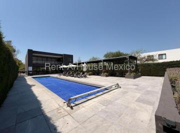 Casa en condominio de 3 habitaciones, Querétaro · Casa en Venta en 3 Recamaras en Altos Juriquilla, Querétaro, en Esquina