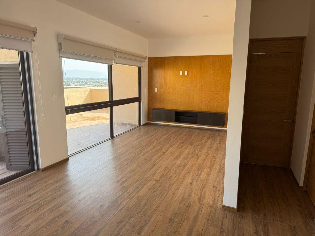Apartment Rental at Grand Valbuena with Terrace