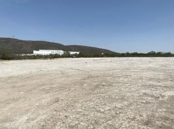 Terreno / Lote · 13000m² · 6 Estacionamientos · Apv Terreno Comercial o Industrial en Renta en Santa Catarina