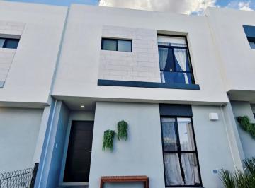 Casa · 125m² · 3 Recámaras · 1 Estacionamiento · Casa en Venta en Querétaro en La Zona Residencial Zaru