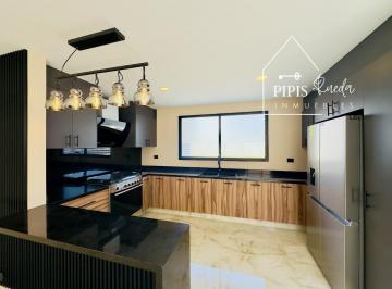 Casa en condominio · 168m² · 3 Recámaras · 3 Estacionamientos · Casa Nueva en Venta Equipada con Cortinas + Refri + Lavadora + Secadora en San Pedro Cholula Pue
