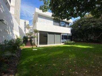 Casa uso de suelo de 1 habitación, Guadalajara · Casa en Renta Para Oficinas – Col. Arcos Vallarta (A Una Cuadra de Centro Magno)