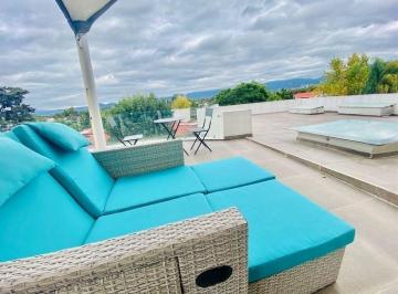 Casa en condominio · 300m² · 3 Recámaras · 4 Estacionamientos · Casa en Venta en Condominio Horizontal en Jardines del Pedrega
