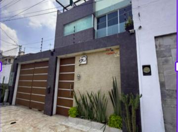 Casa de 3 habitaciones, Coyoacán · Venta de Casa en Graciano Sanchez, Presidentes Ejidales 1ra Secc, Coyoacan, Cdmx