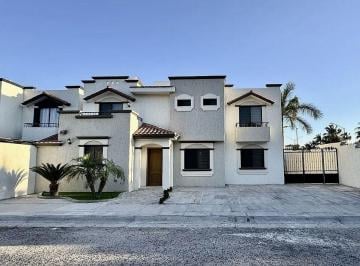 a52b8414c20208fc387910057442d7b1d2ac1b91fd6a7427897f0924a47112c1 · Casa Ballenas