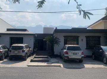 Casa de 4 habitaciones, San Pedro Garza García · Casa en Venta, Fuentes del Valle, San Pedro Garza Garcia N. L.