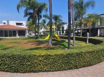 Casa en condominio de 3 habitaciones, Corregidora · Casa en Venta Frente a Área Verde en Residencial Portanova, Corregidora, Qro.