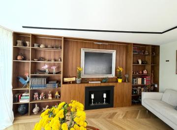 Casa en condominio en Venta de 3 habitaciones Club de Golf México · Casa Renovada Estilo Europeo con Acabados de Lujo | Jardín, Chimenea y Paneles
