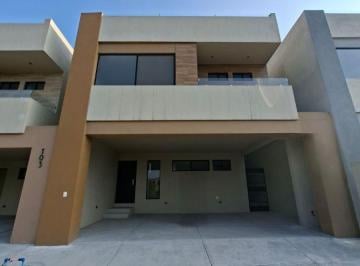 Casa de 3 habitaciones, García · Casa en Venta en Montecinos Residencial, García