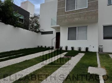 Casa en condominio de 4 habitaciones, Querétaro · Amplia Casa de 3 Niveles en Juriquilla