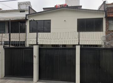 Casa de 3 habitaciones, Coyoacán · Casa en Venta en Prado Churubusco, Coyoacán