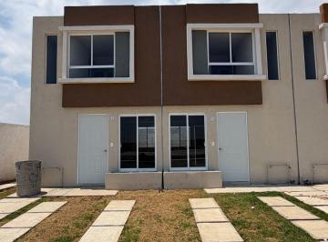 Casa de 3 habitaciones, Toluca · Casa de 3 Recamaras Sin Enganche en Toluca