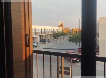 Casa · 130m² · 3 Recámaras · 2 Estacionamientos · Comoda Casa Para Familia Mediana en Venta Al Norte de León.