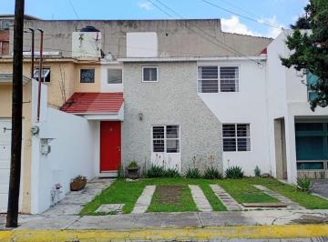 Casa de 3 habitaciones, Metepec · Casa en Venta Metepec Los Cedros