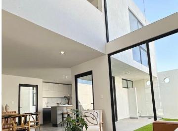 Casa en condominio de 3 habitaciones, El Marqués · Casa en Venta en Zibatá con Doble Altura, Jardín y Amenidades Premium | Alta Plusvalía Querétaro