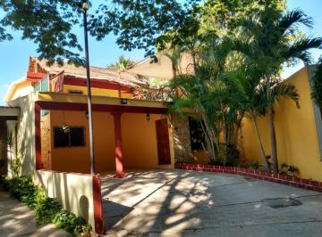 Casa · 300m² · 4 Recámaras · 2 Estacionamientos · Hermosa Ca Amueblada en Renta Merida Centro (Irc - 1778)