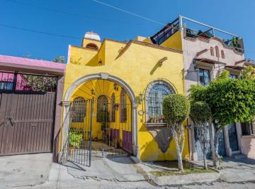 Casa de 2 habitaciones, San Miguel de Allende · Acogedora Casa de 2 Recámaras, Una en Planta Baja, en Bellavista San Miguel de Allende