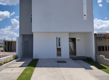 258a6764cda730b79d3a174325bfe03c799f6e5d8e6c79b3d9a154d0fed0afbc · Casa en Venta en Real del Bosque, Corregidora, Querétaro