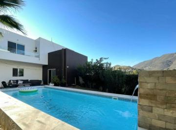 Casa de 3 habitaciones, Monterrey · Casa en Renta en Aurea Residencial en Carretera Nacional