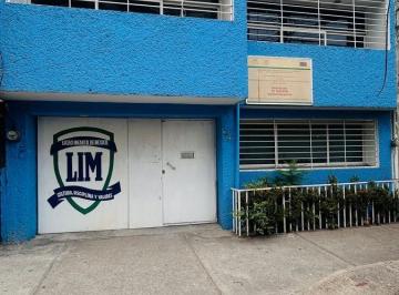 Edificio · 396m² · 2 Estacionamientos · Edificio Comercial en Colonia Jardín Balbuena, Venustiano Carranza, Ciudad de México