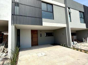 Casa en condominio · 145m² · 3 Recámaras · 2 Estacionamientos · Casa en Venta en El Paraiso Residencial, Tlajomulco de Zúñiga