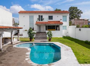 Casa · 350m² · 5 Recámaras · 6 Estacionamientos · Casa en Villas del Saltito, Alcocer San Miguel de Allende