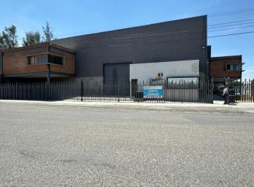 Bodega comercial · 550m² · 3 Estacionamientos · Bodega en Renta La Pompa, León, Gto.