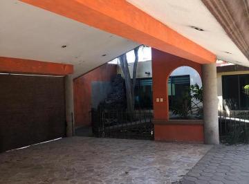 Casa · 1580m² · 3 Recámaras · 3 Estacionamientos · Casa en Venta en Zona Forjadores, San Pedro Cholula, 12,000,000