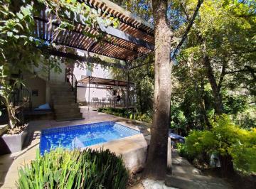 Casa en condominio · 185m² · 4 Recámaras · 2 Estacionamientos · Casa con Jacuzzi en Avándaro con 4 Habitaciones