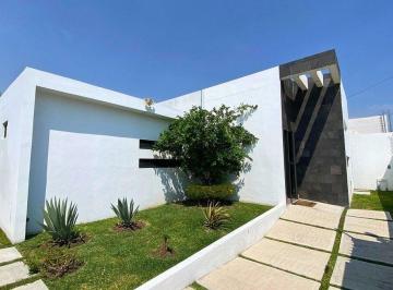 ccf770dc6dc36effbfef065d8bf7a09b6d24ef28d5107552677ce15e2c4be943 · Casa con Alberca, Jardìn y 4 Habitaciones, a en Real de Oaxtepec
