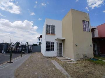 Casa en condominio · 94m² · 3 Recámaras · 1 Estacionamiento · Casa en Venta en Real del Valle, Tlajomulco de Zuñiga