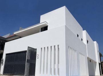 Casa · 228m² · Casa - Los Cedros