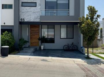Casa en condominio de 4 habitaciones, Zapopan · Valle Imperial - Imperio Maya