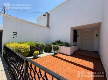 Casa · 650m² · 4 Recámaras · 2 Estacionamientos · Casa en Venta en Fraccionamiento Pathé