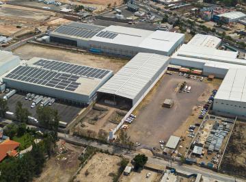 Nave industrial · 5400m² · Nave en Venta en Adolfo Horn y Periferico (Proyecto Para Terminar)