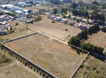 Terreno / Lote · 6473m² · Terreno a un Costado de Club de Golf Los Encinos