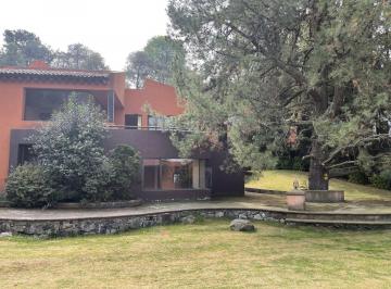Casa · 450m² · 3 Recámaras · 3 Estacionamientos · Casa en Venta - Club de Golf Los Encinos