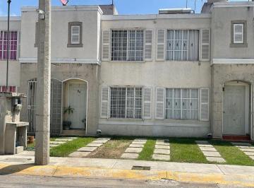 d68da37d3f4f21f50e349ce5febe64c2a1d31d929c867eea86ff003ad054c2bf · Casa en Renta en Los Olivos I, Cuautitlán, Edo Méx