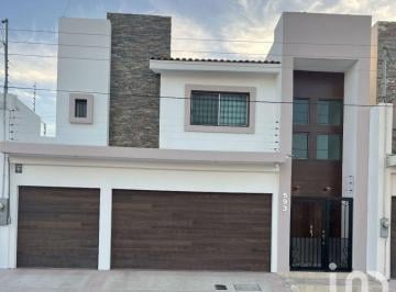 Casa · 187m² · 3 Recámaras · 2 Estacionamientos · Casa Goleta La Posada
