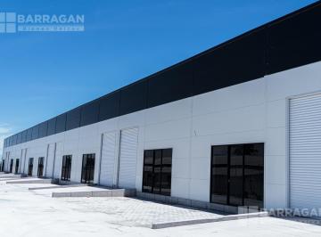 Nave industrial · 216m² · 2 Estacionamientos · Nave / Bodega Industrial en Parque Industrial Eizen