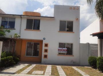 Casa en Venta de 3 habitaciones · Bonita Casa - Villas Palmira - Casa Club
