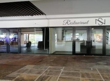 Local comercial · 105m² · 1 Estacionamiento · Local Comercial en Renta | Aldea Thai Playa del Carmen | a Pasos de Playa Mamitas