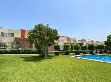 Casa en condominio de 3 habitaciones, Xochitepec · Casa con 3 Recámaras en Venta, 116 m² Superficie de Terreno, Villas de Xochitepec