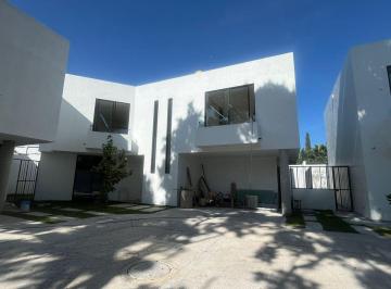 a88d0cb51cecf82ba3f2a77a27f6dadb2240fba4c4a8507ddeaf74e6a145f78f · Casa en Venta en Coto en Las Fuentes